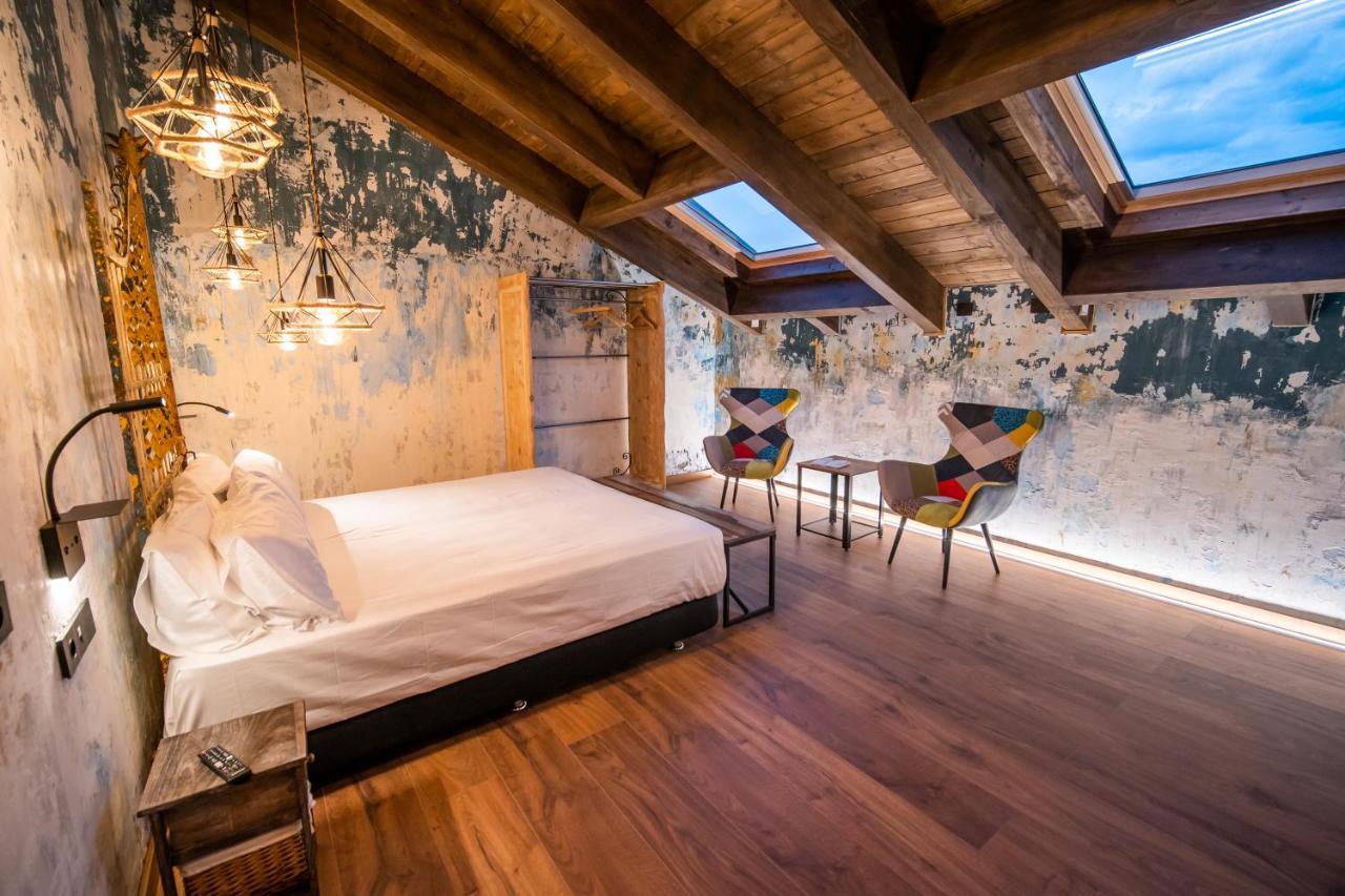 Hotel Somnifabrik Valderrobres Buitenkant foto