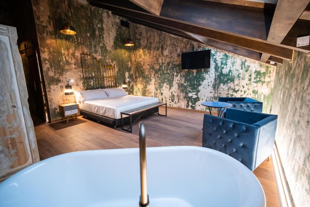 Hotel Somnifabrik Valderrobres Buitenkant foto