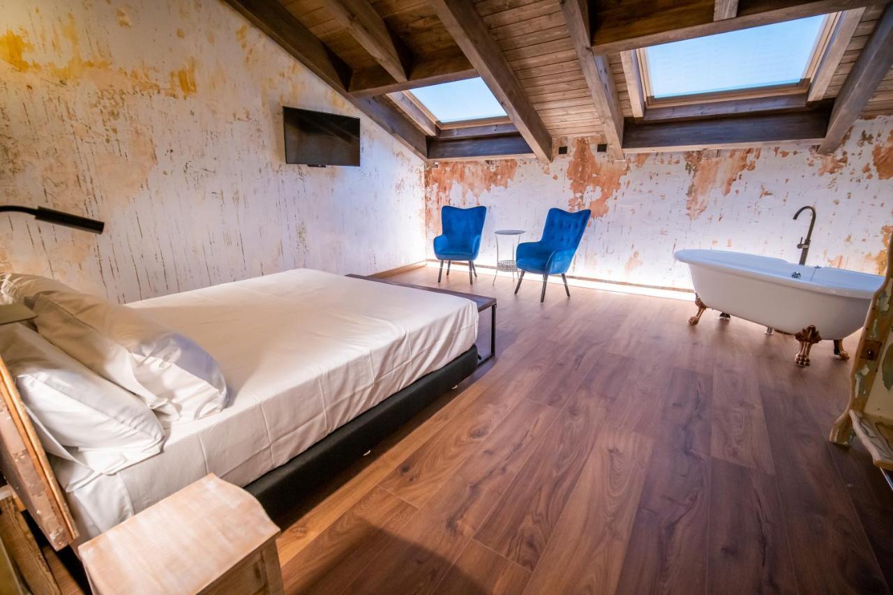 Hotel Somnifabrik Valderrobres Buitenkant foto