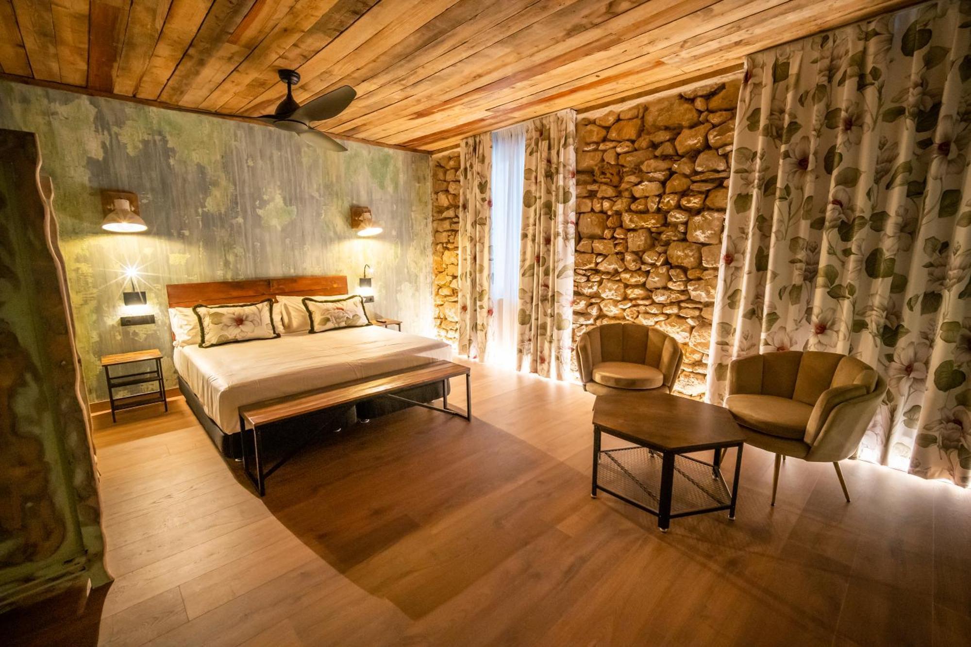 Hotel Somnifabrik Valderrobres Buitenkant foto
